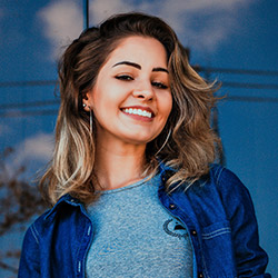 Cibele Leão
